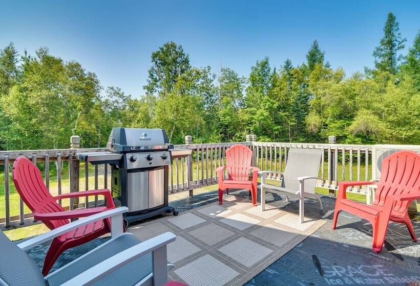 Mountain View Maine Cabin: Ski, Hike & Bike!