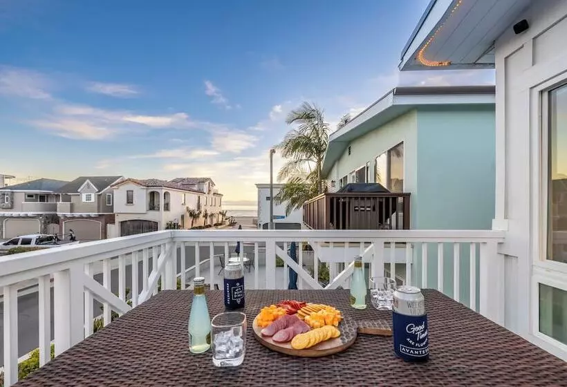 Ocean Breeze Ii By Avantstay Steps To The Beach!