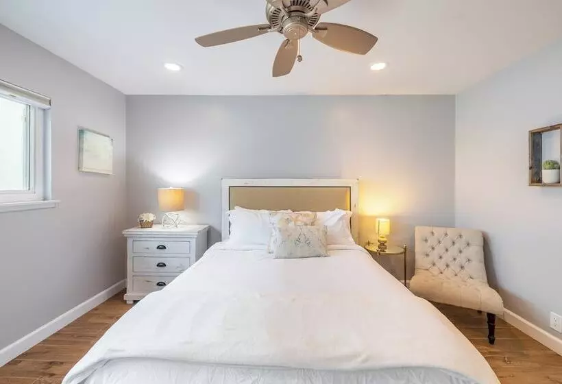 Ocean Breeze Ii By Avantstay Steps To The Beach!