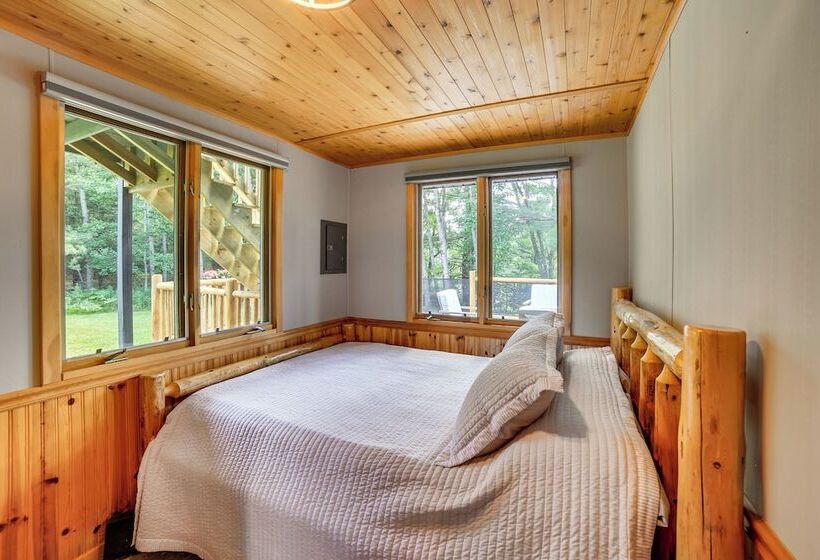 Pembine Cabin W/ Expansive Yard, Fire Pit & Grill!