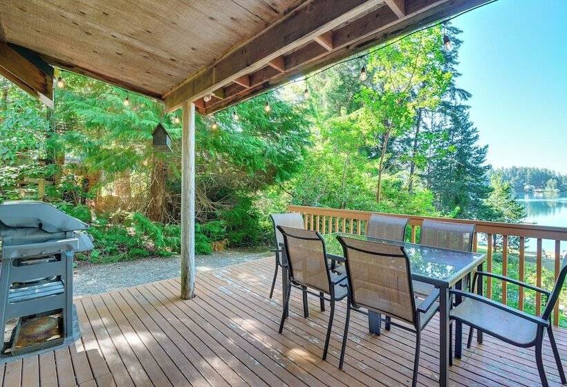 Port Orchard Lakefront Cabin W/ Fire Pit & Grill!