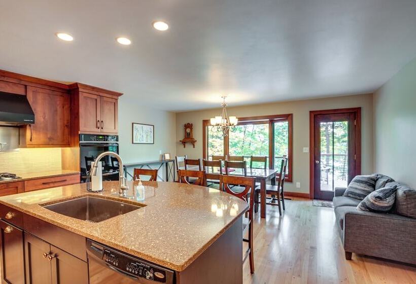 Rhinelander Chain Of Lakes Home W/ River Dock!