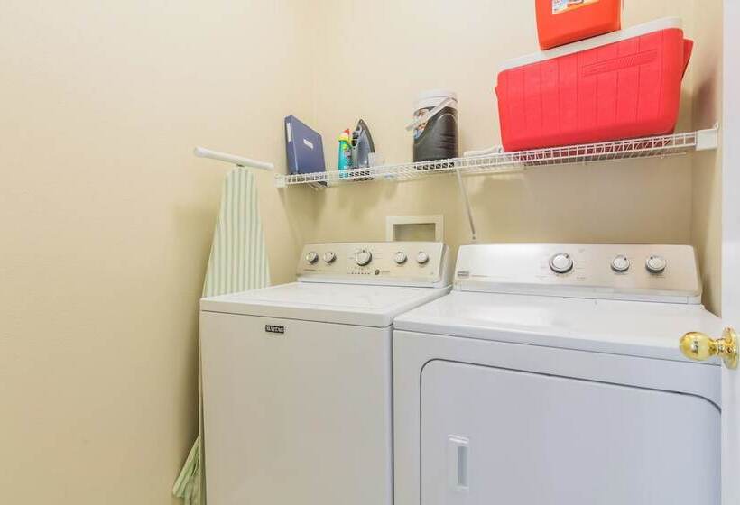 Stephen S Highlands Reserve Villa