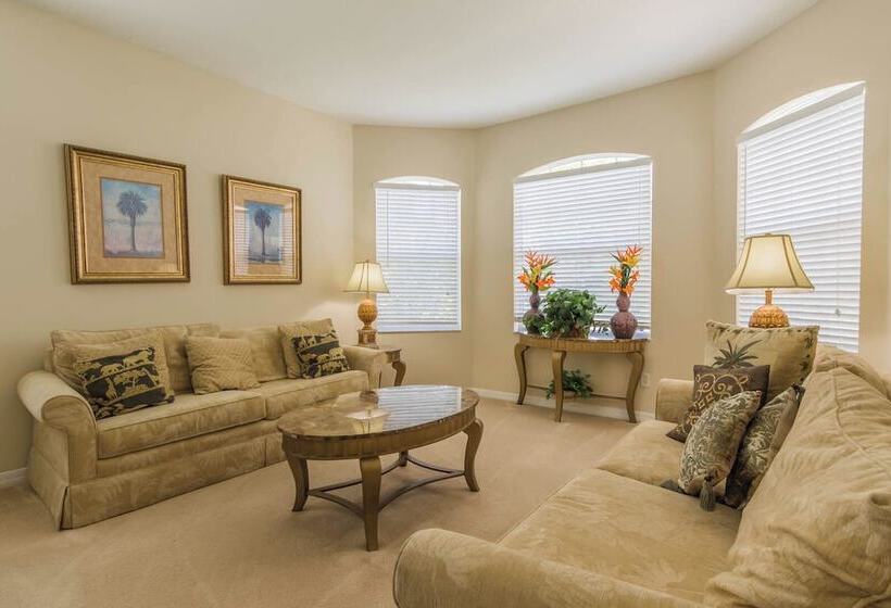 Stephen S Highlands Reserve Villa