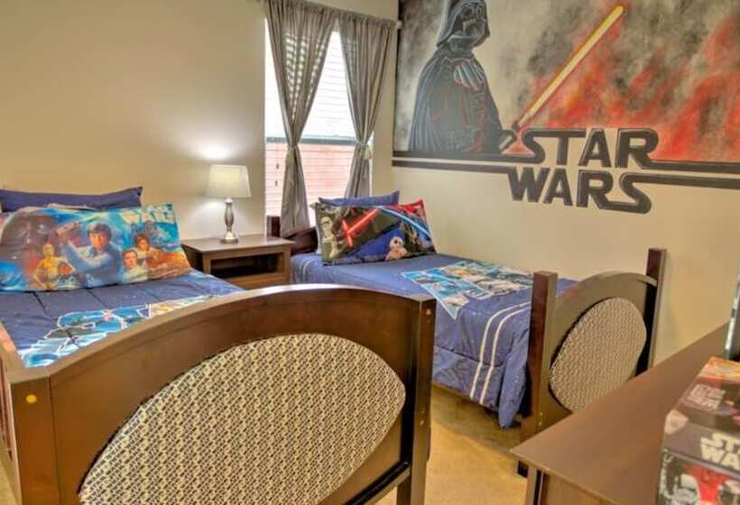 The Stirling Luxury Solterra Vacation Home