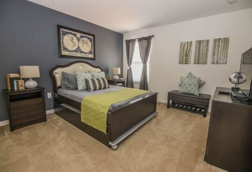 The Stirling Luxury Solterra Vacation Home