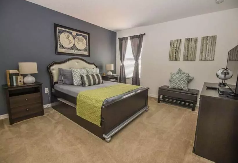 The Stirling Luxury Solterra Vacation Home