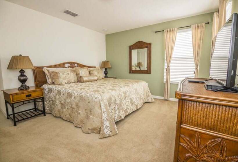 The Stirling Luxury Solterra Vacation Home