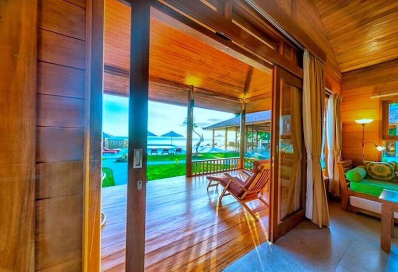 Abwonderdive Beach Resort