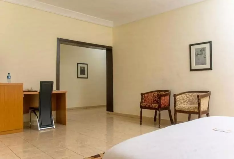 Apartments & Hotels By Qualer Jos