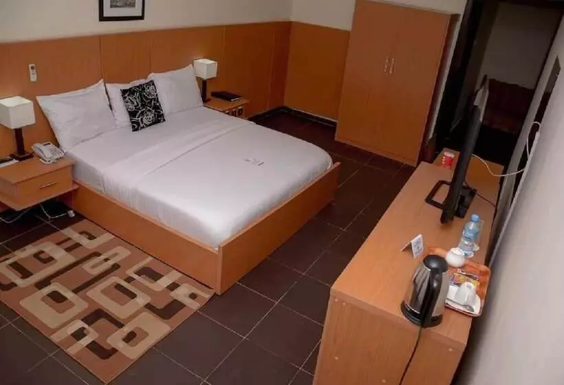 Apartments & Hotels By Qualer Jos