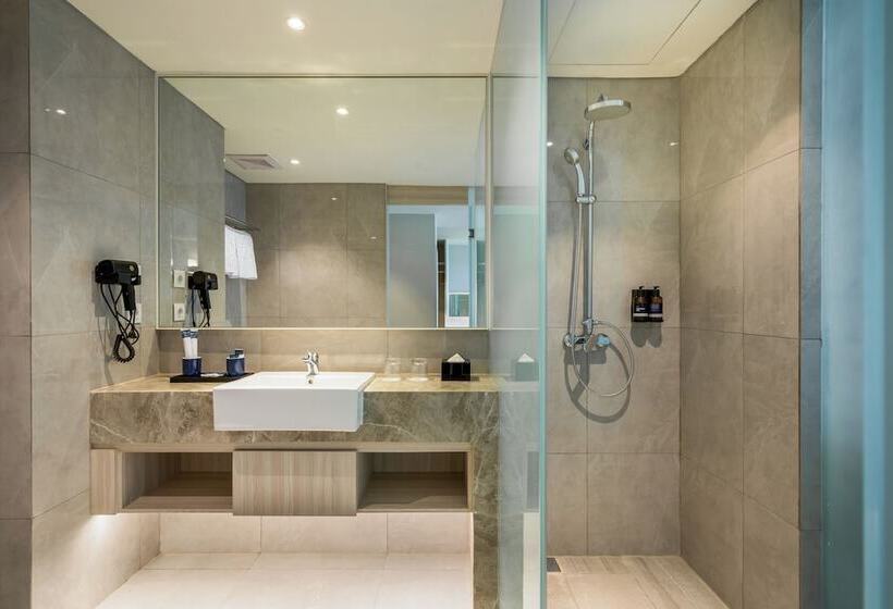 Aston Bintaro Hotel & Conference Center