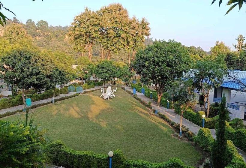 Bento Corbett Woods Resort