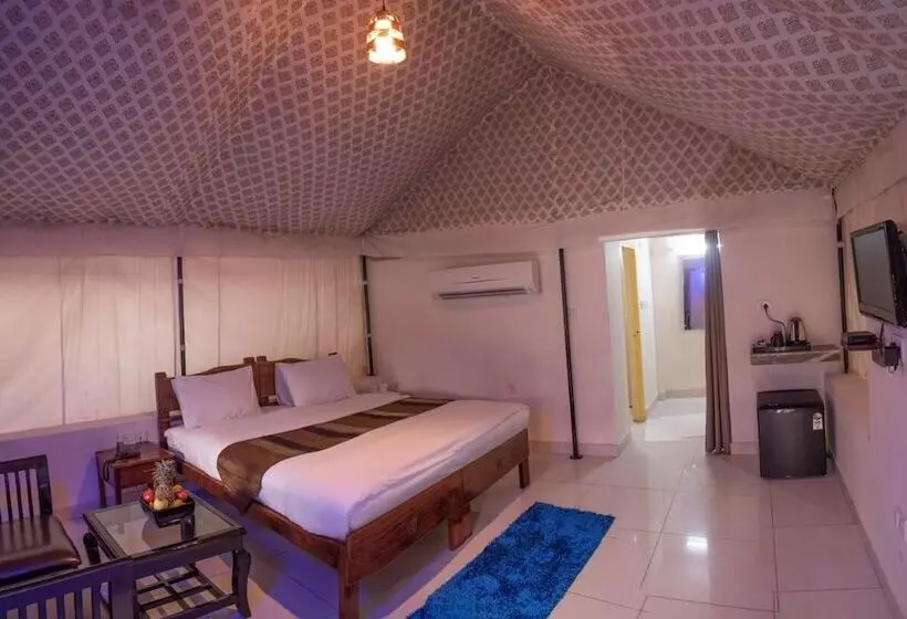 Bento Corbett Woods Resort