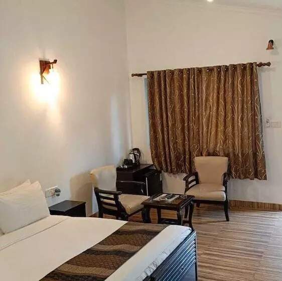 Bento Corbett Woods Resort