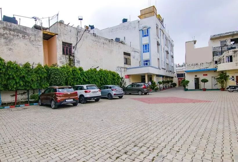Fabhotel Cs Jalandhar