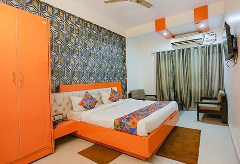 Fabhotel Red Roof Residency