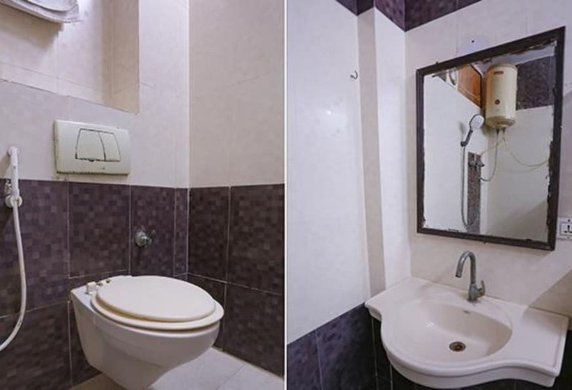 Fabhotel Red Roof Residency