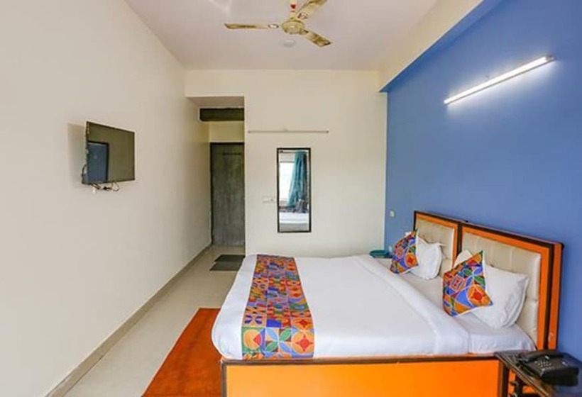 Fabhotel Red Roof Residency