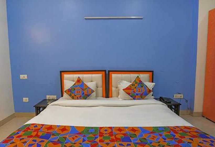 Fabhotel Red Roof Residency