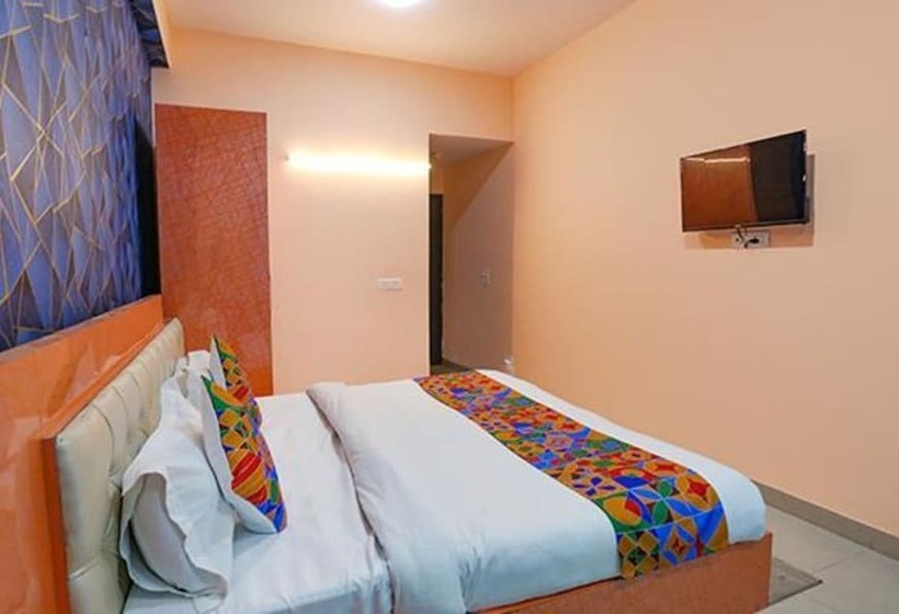 Fabhotel Red Roof Residency