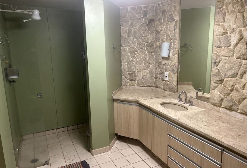 مسافرخانه Morada Marista