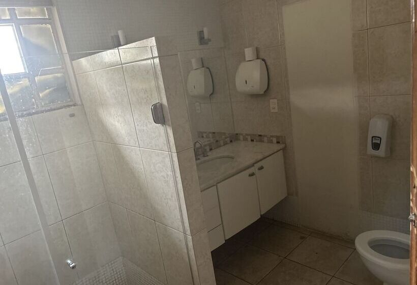 مسافرخانه Morada Marista