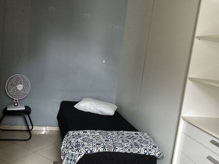 مسافرخانه Morada Marista