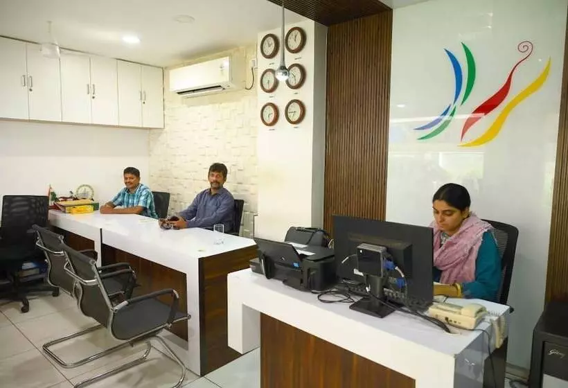 ホテル The Butterfly Luxury Serviced Apartments Benz Circle Vijayawada