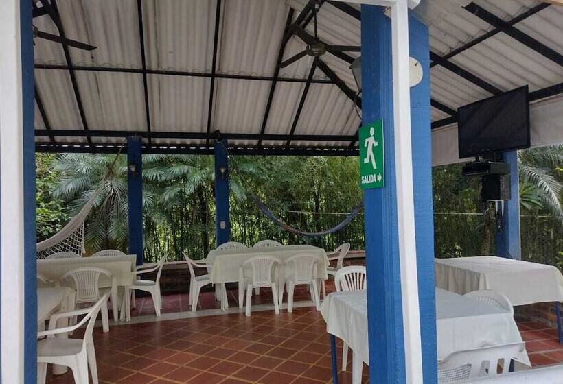 Hotel Campestre El Salitre