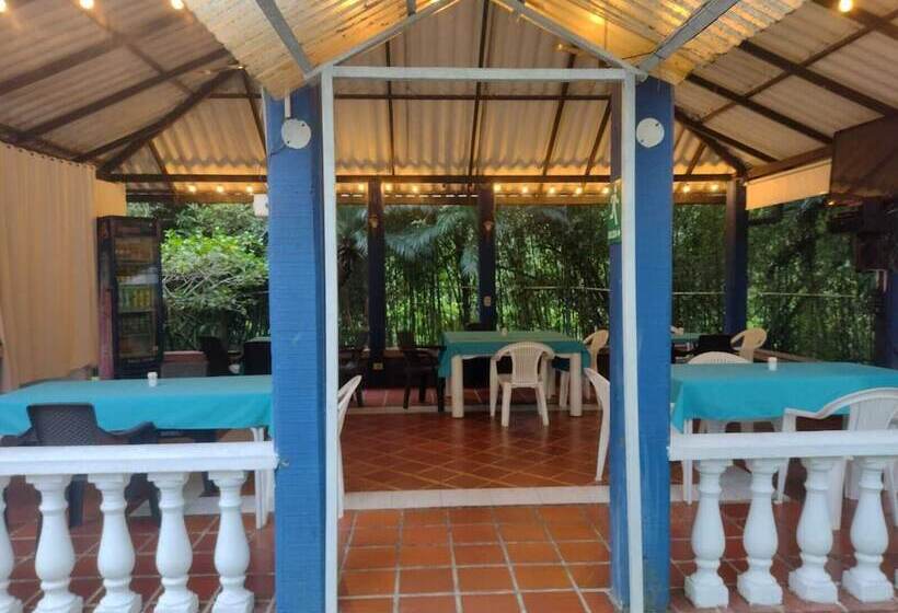 Hotel Campestre El Salitre