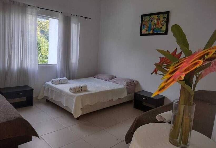 Hotel Campestre El Salitre