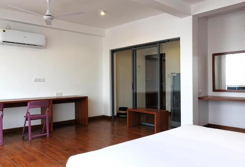 Отель City Beds Negombo