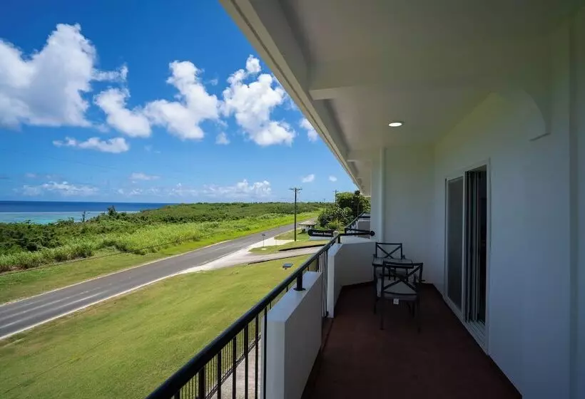 هتل Mariana Suites