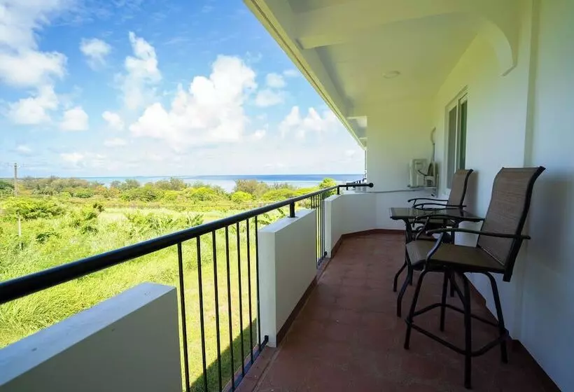 هتل Mariana Suites