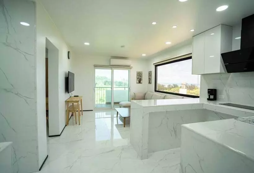 هتل Mariana Suites