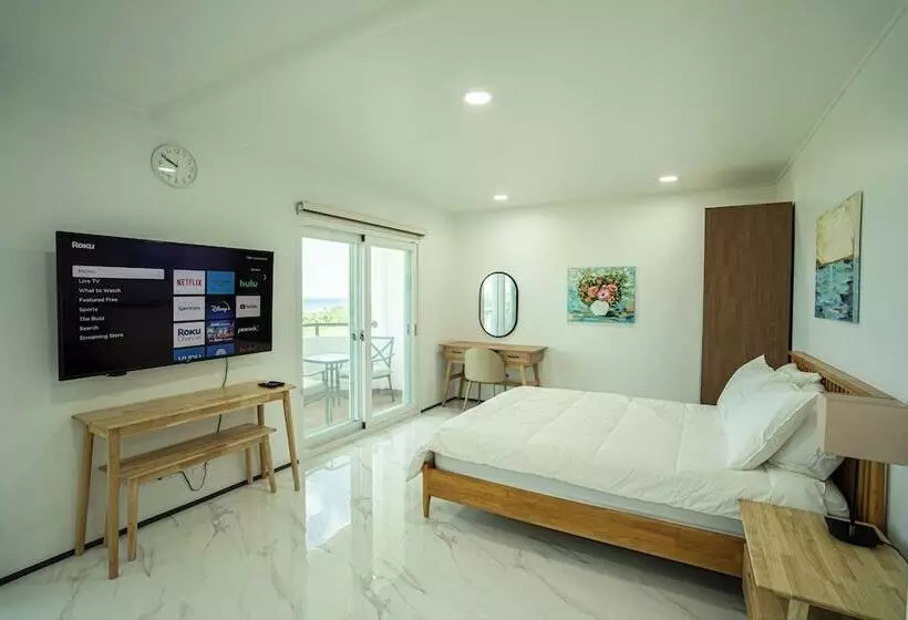 هتل Mariana Suites