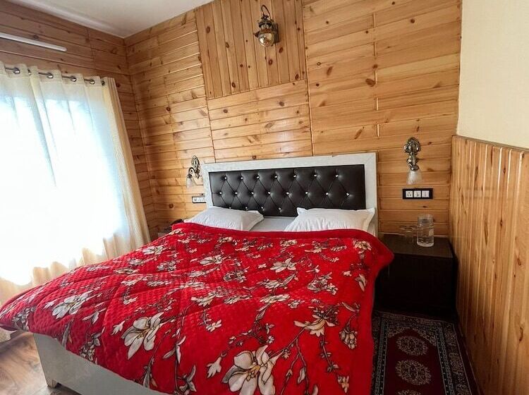 Hotel Saanjh Resorts Pangot