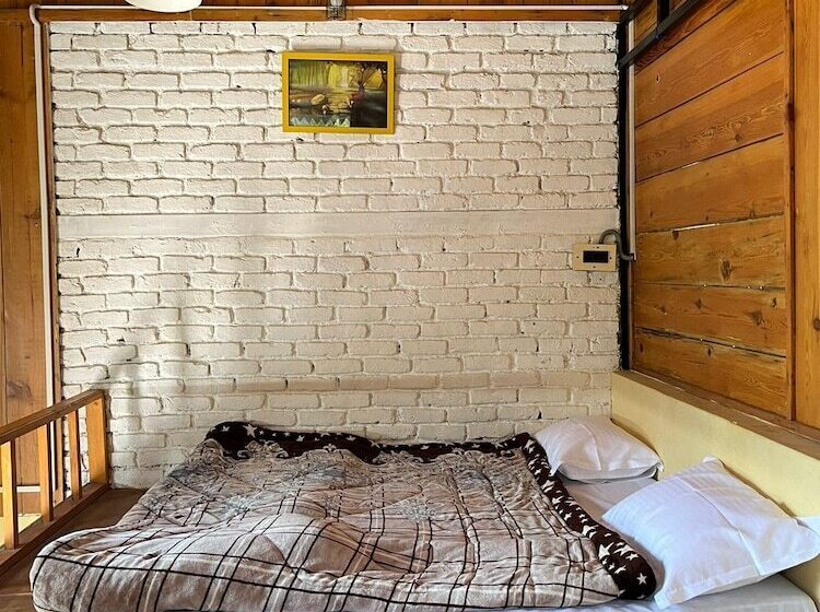 Hotel Saanjh Resorts Pangot