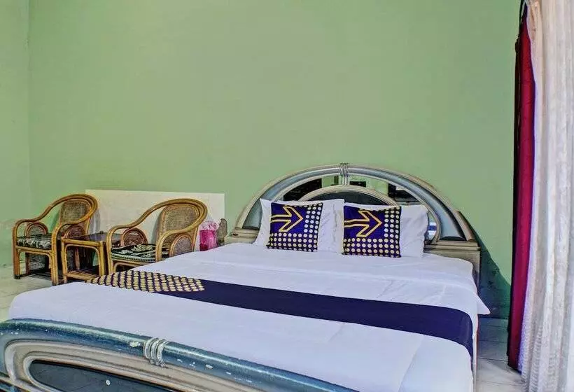 هتل Spot On 92682 Badar Guest House Syariah