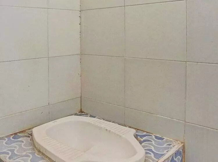 هتل Spot On 92682 Badar Guest House Syariah