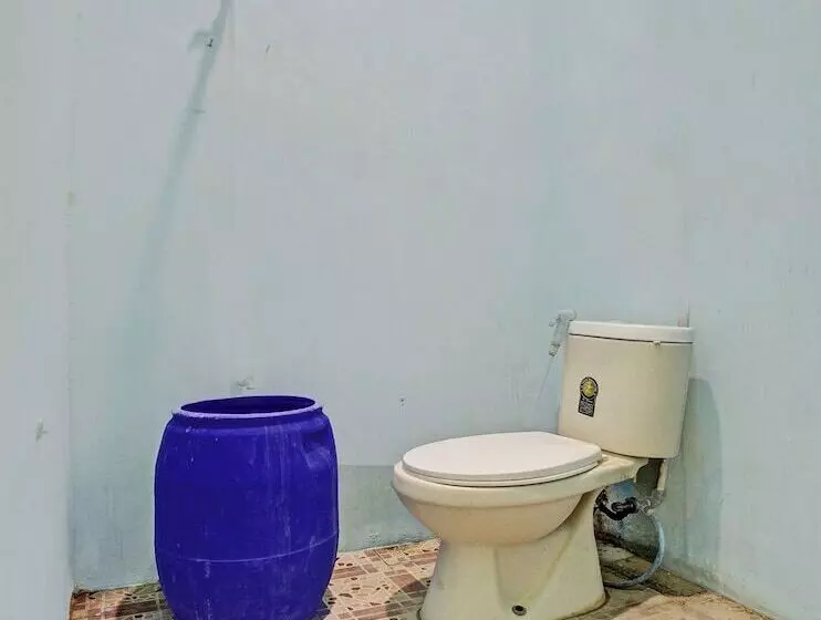هتل Spot On 92682 Badar Guest House Syariah