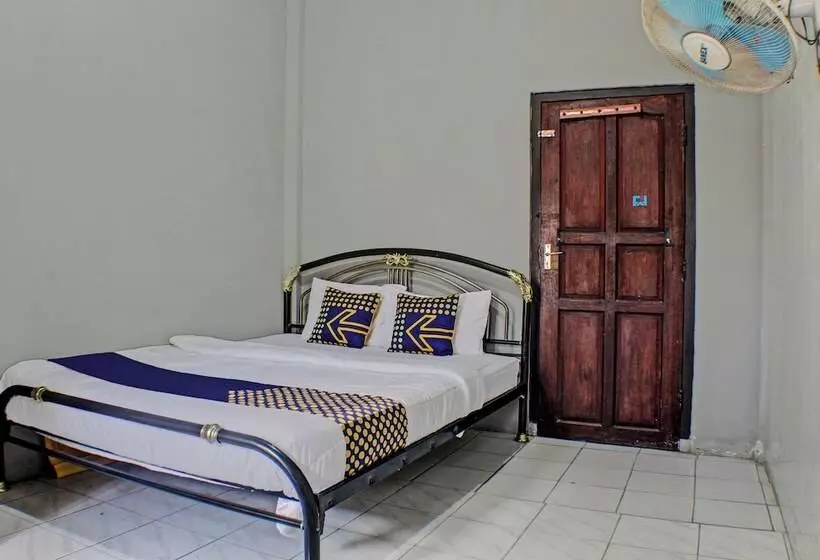هتل Spot On 92682 Badar Guest House Syariah