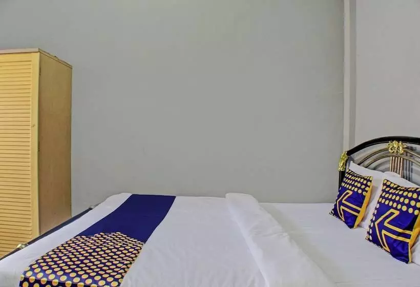 هتل Spot On 92682 Badar Guest House Syariah