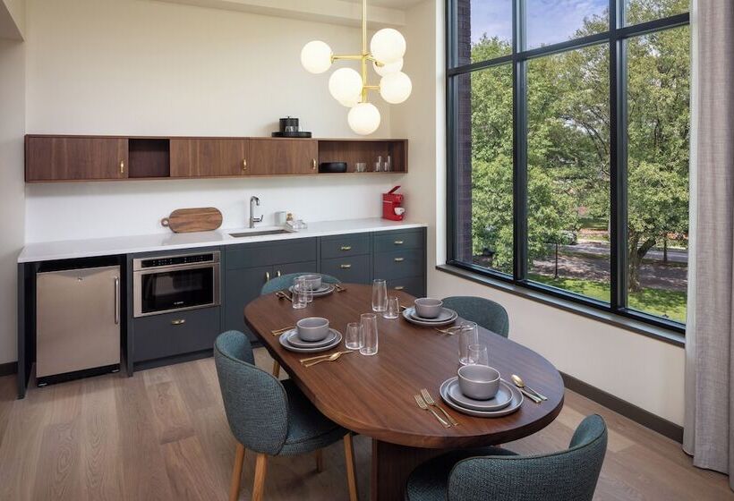 هتل The Heartwood