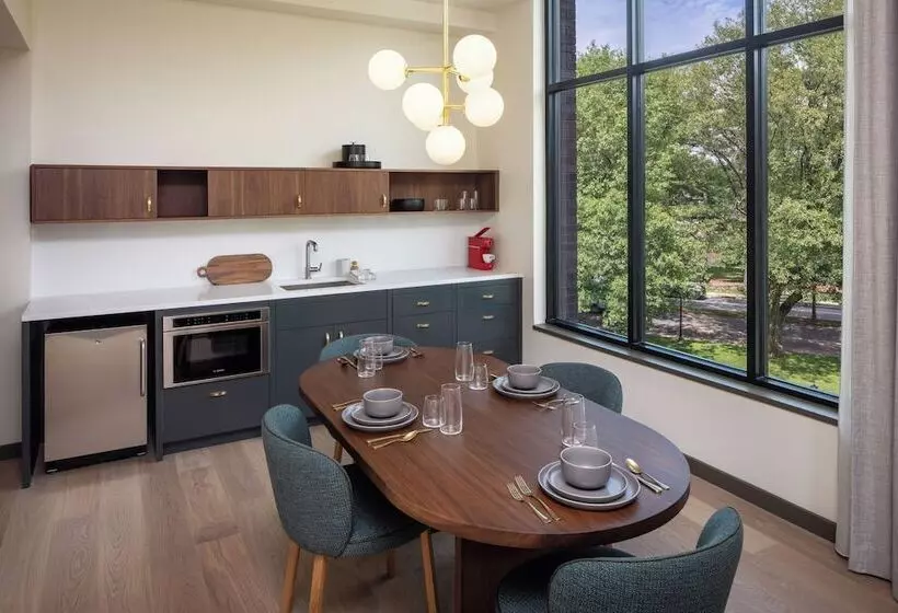 Hotelli The Heartwood