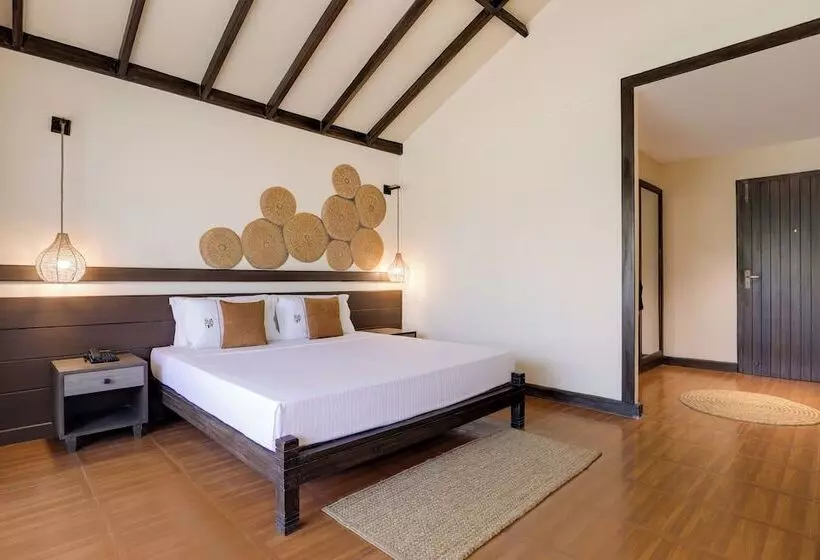 هتل Tigerland Safari   A Lemon Tree Resort