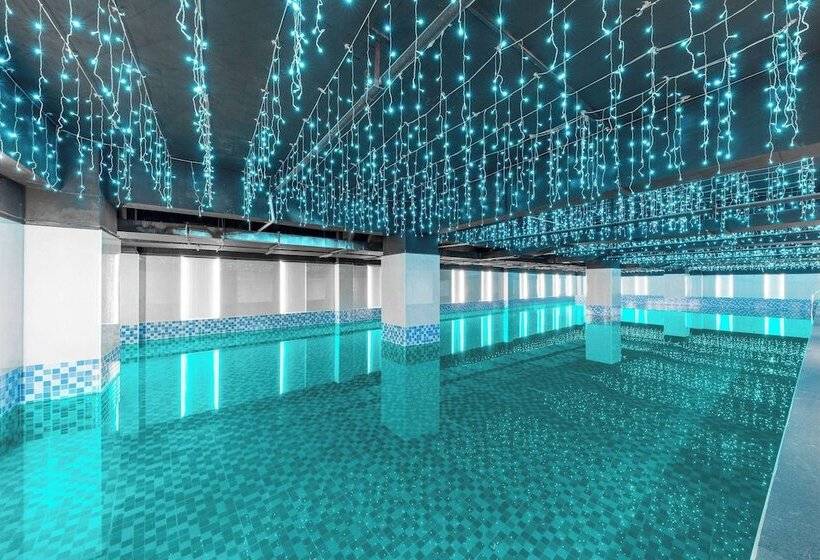 Microtel By Wyndham Xishuangbanna Mengle