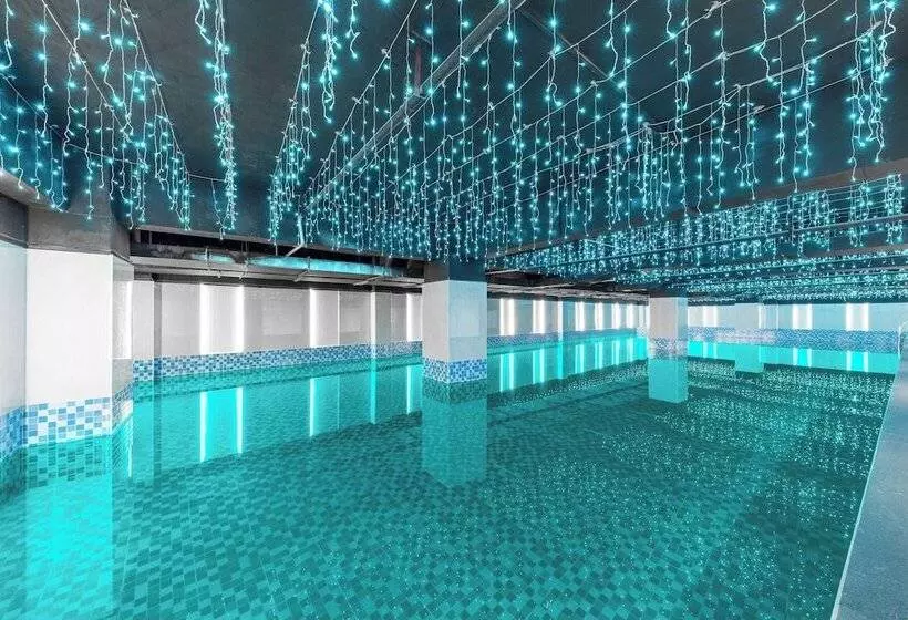 Microtel By Wyndham Xishuangbanna Mengle