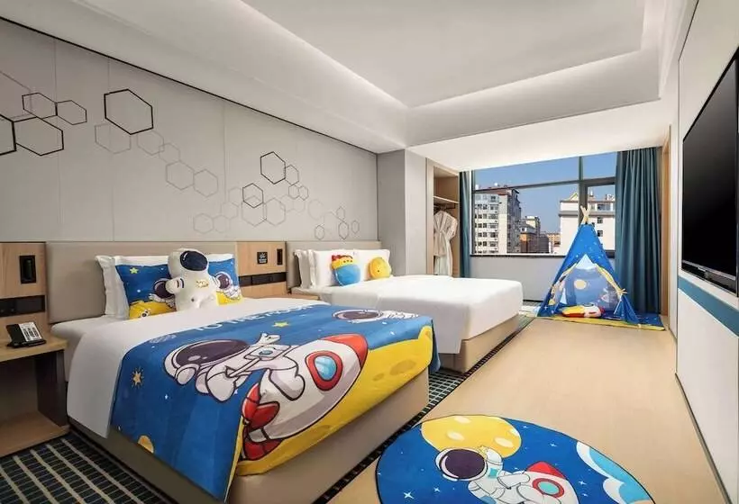 Microtel By Wyndham Xishuangbanna Mengle